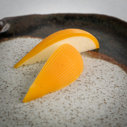 Grooved quenelle Gelée Dome
