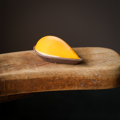 Grooved quenelle Gelée Dome