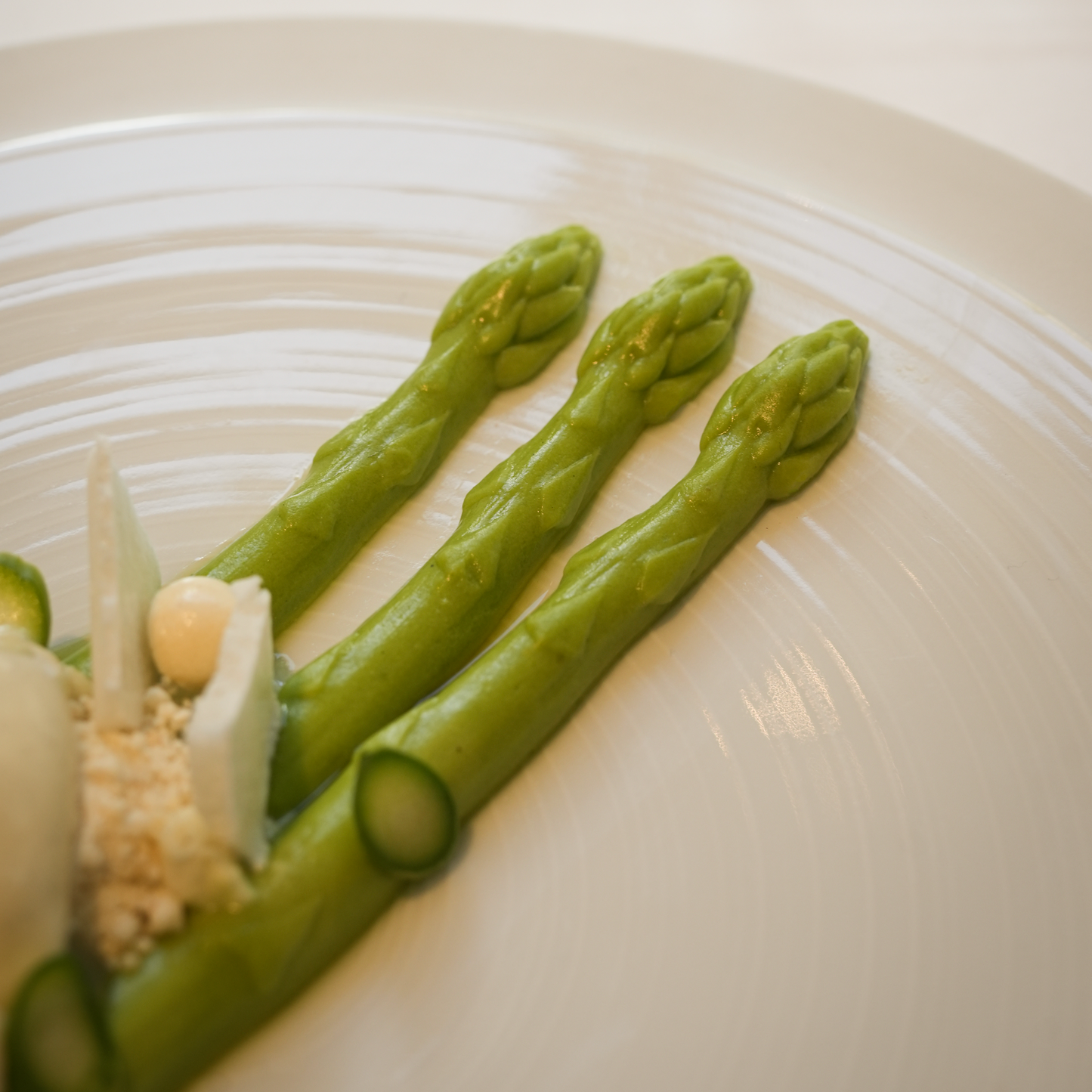 Green asparagus