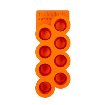 Ovalon 3D silicone mold top view showing perfectly rounded, detailed small shape for precise dessert presentation